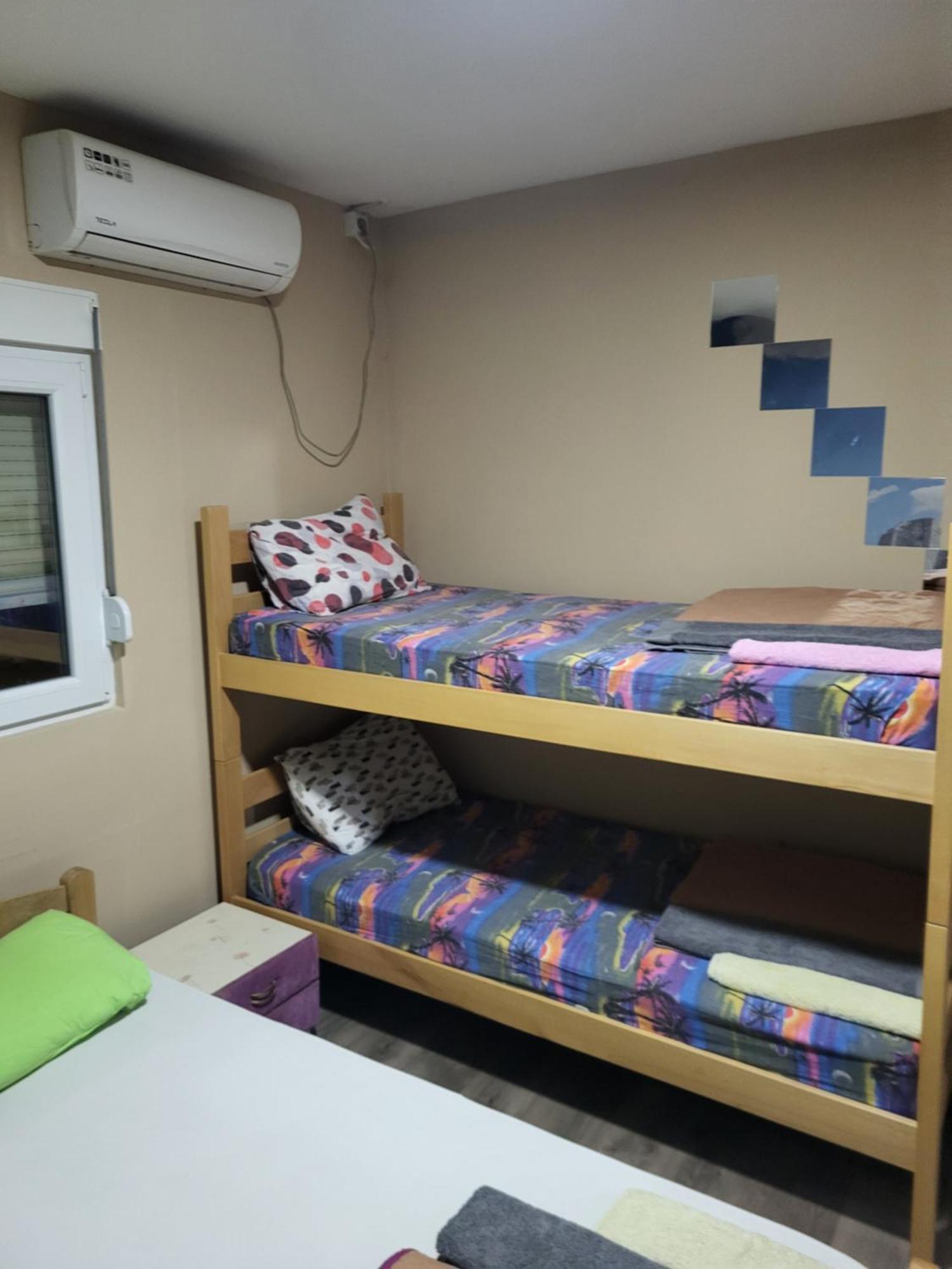 Apartments Day Off อเล็คซิแนค ภายนอก รูปภาพ